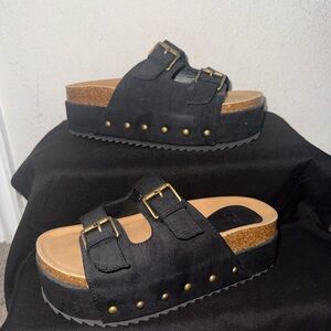 JustFab Black Platform Sandals with Buckle Detail